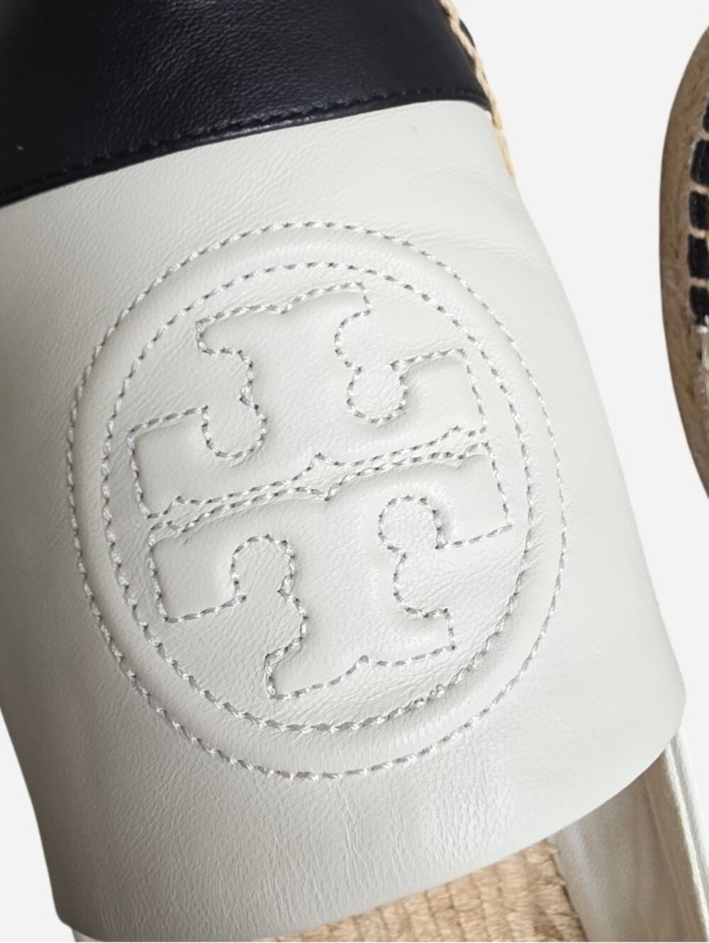 EUC Tory Burch Black & White Leather Espadrilles With Stitched T Logo, Size 9 - Picture 9 of 10